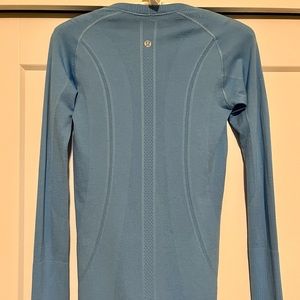 Lululemon swiftly tech long sleeve shirt